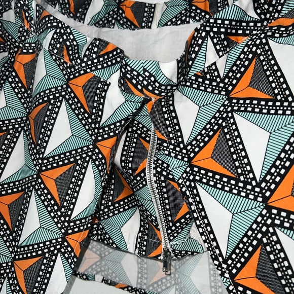 Eloquii Studio Printed Crop Multicolor Size 16 - Picture 8 of 11